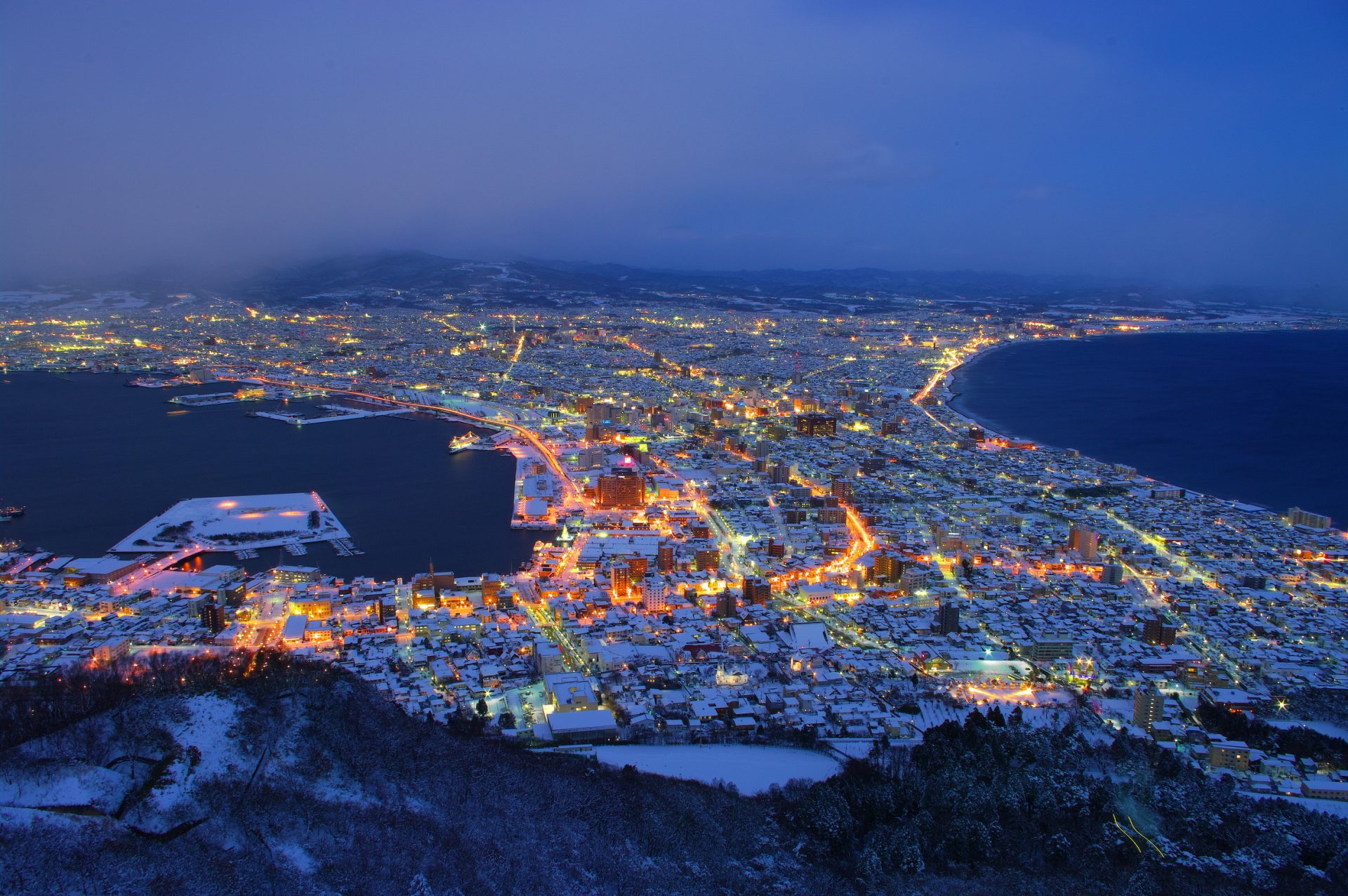 函館山　北海道　冬　絶景　観光　旅行　おすすめ　12月　1月　2月