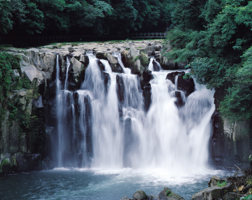 都城市　宮崎県　関之尾滝　九州　絶景　滝　自然　観光　旅行　おすすめ