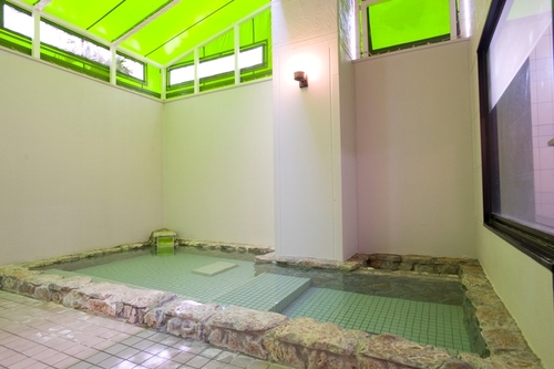 ルートイングランティア石垣の魅力①大浴場