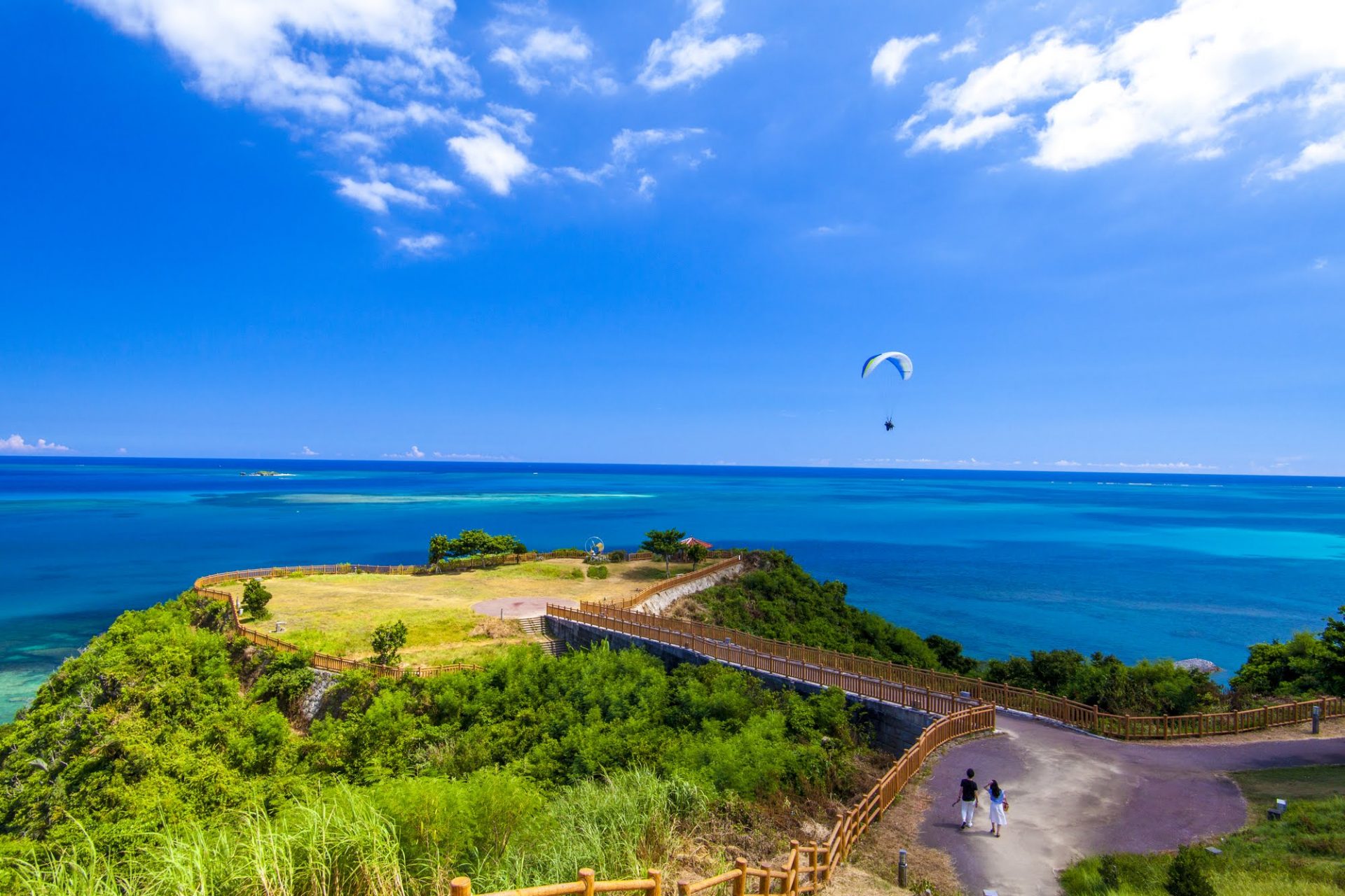 絶景だけじゃない 沖縄南部のドライブスポットを紹介 沖縄の観光情報はfeel Okinawa