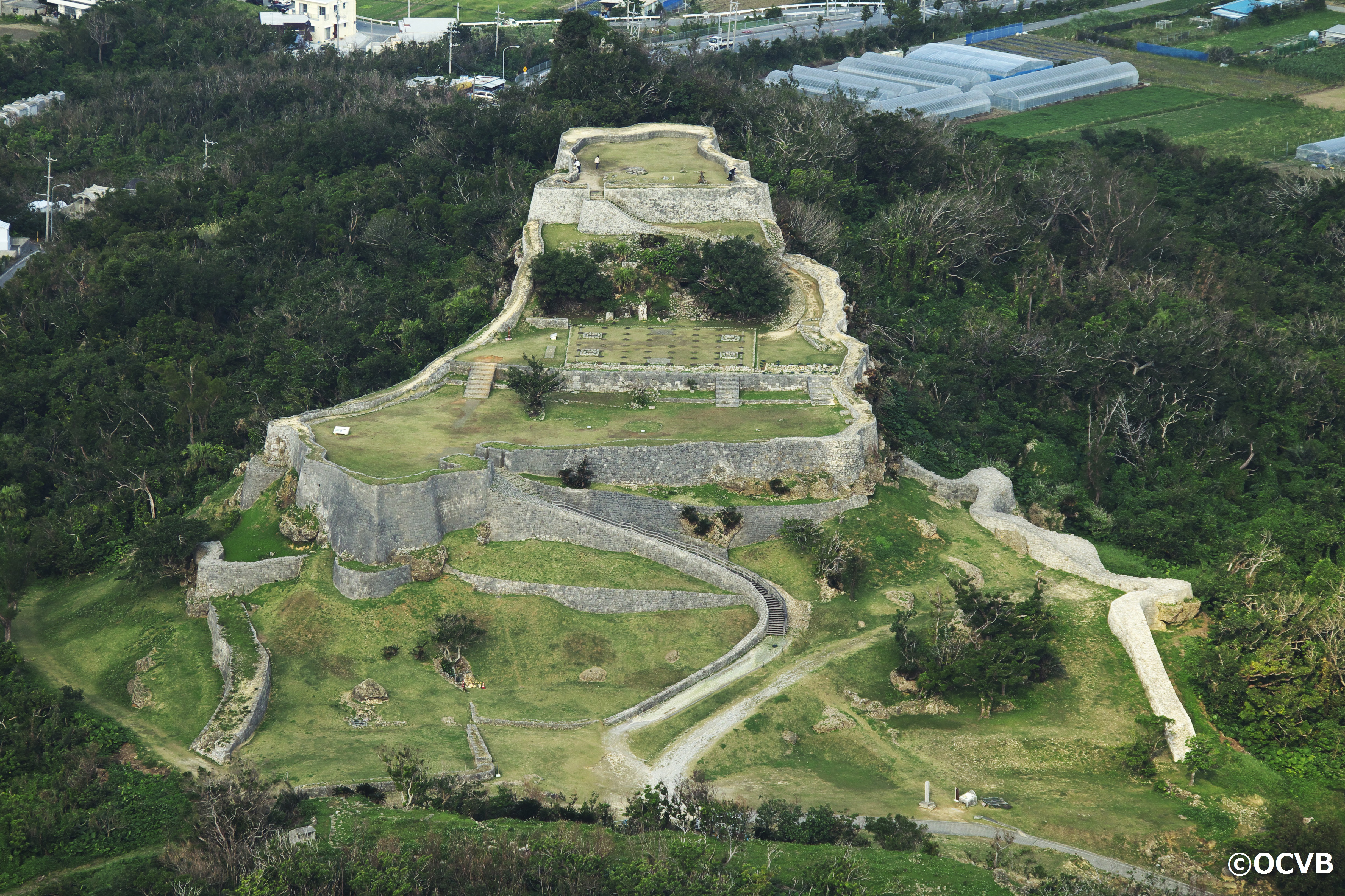 沖縄の城跡 琉球のピラミッド「中城城跡」 - OKINAWA41
