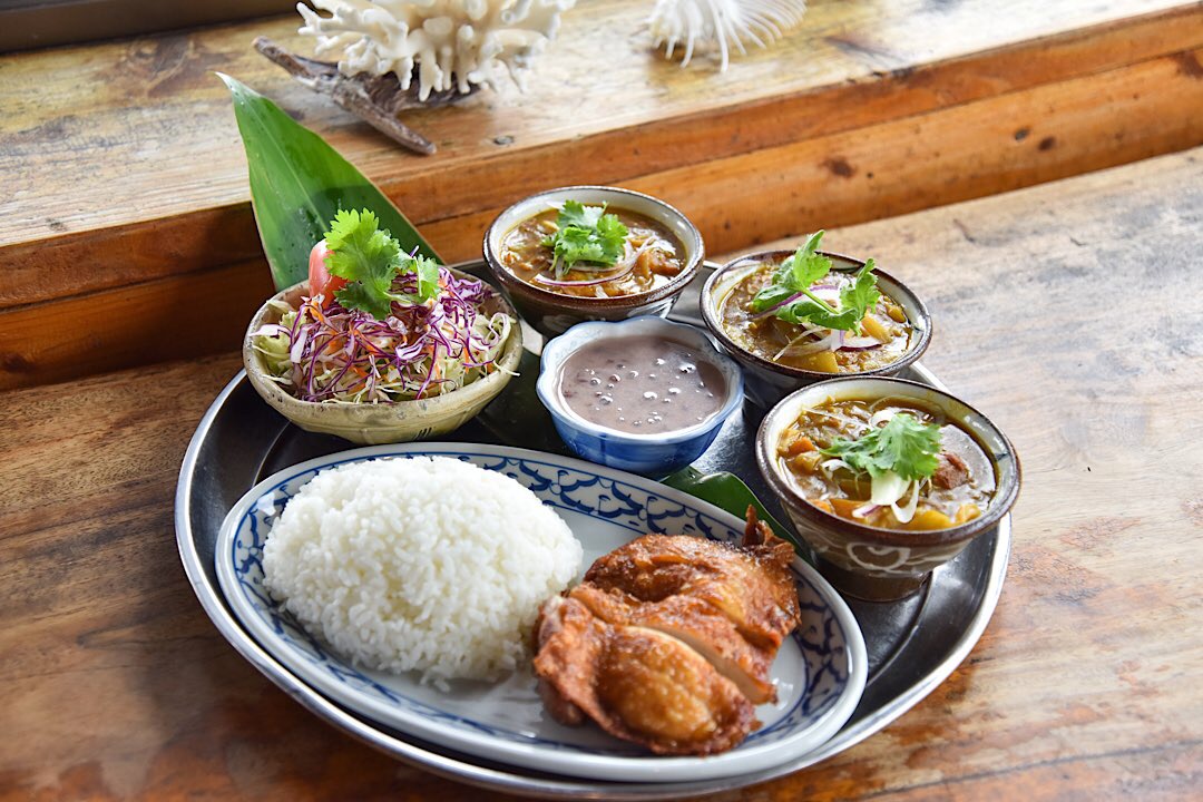 タイ料理と絶景を楽しめる「アジアン･ハーブレストラン カフェくるくま」