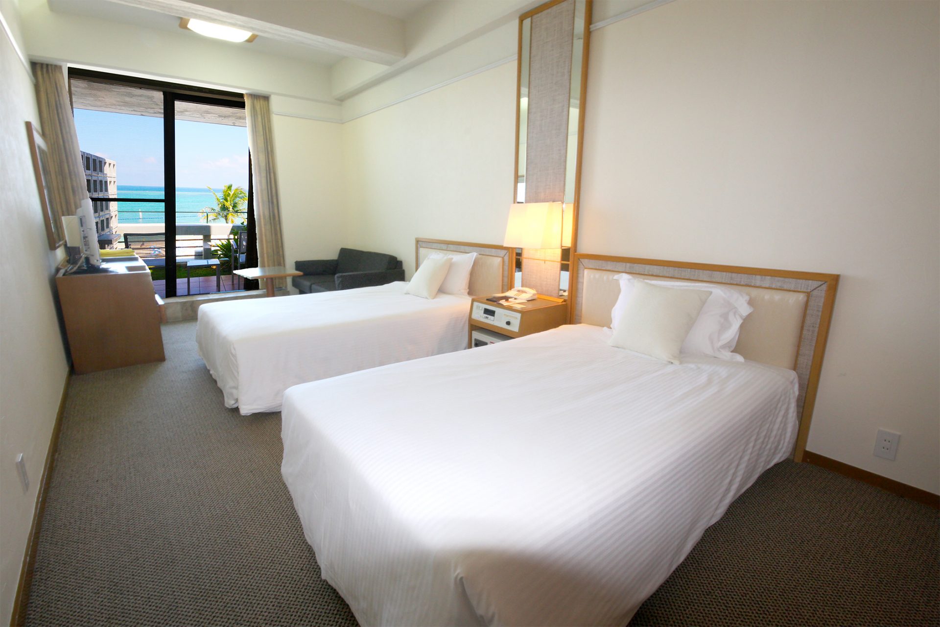 客室　ホテル　ムーンビーチ　恩納村 　おすすめ　西海岸　沖縄　旅行　観光