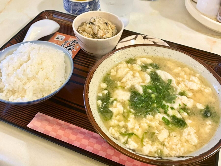 ゆし　豆腐　宜野湾　食事処　やま　沖縄　定食　ランチ