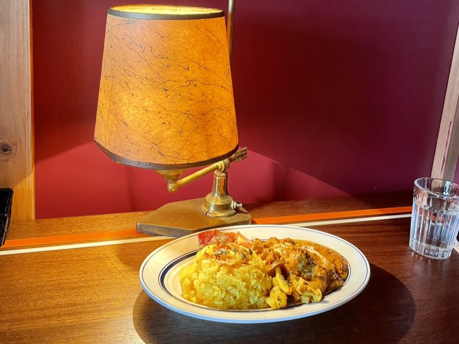 沖縄　那覇　カレー　おすすめ　ランチ　カレー屋タケちゃん