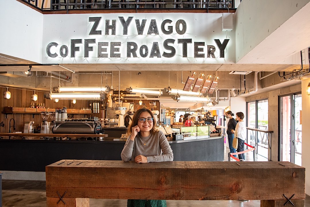 美味しさ カッコ良さ 心地よさグレードアップ 北谷町の人気カフェ Zhyvago Coffee Roastery 沖縄の観光情報はfeel Okinawa