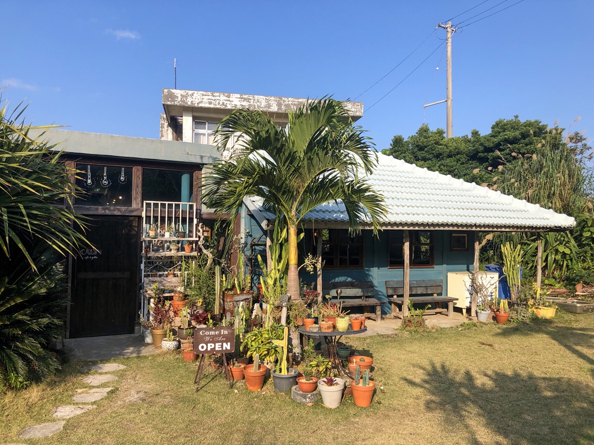 名護おすすめカフェ 美しい自然 のどかな街に囲まれた９店を紹介 沖縄の観光情報はfeel Okinawa