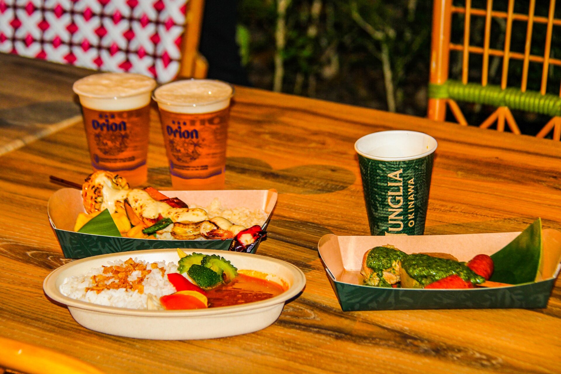 ジャングリア沖縄　今帰仁村　テーマパーク　旅行　観光　オリオンナイトバンケット　ワイルドバンケット　冬