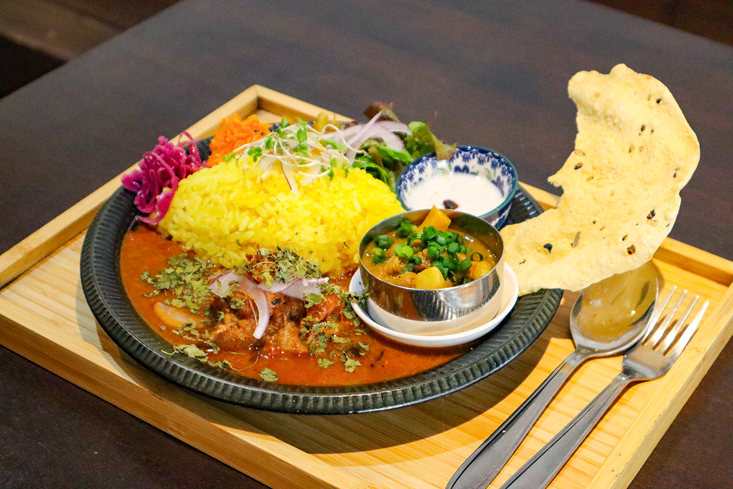 沖縄　那覇　カレー　おすすめ　ランチ　ヒロカリー