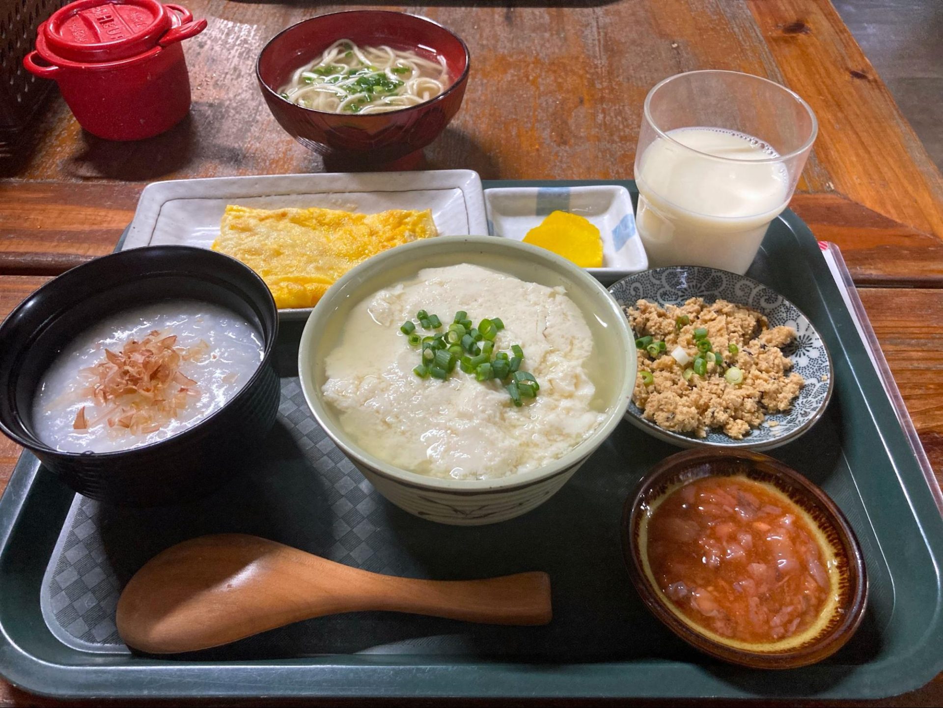 石垣島　とうふの比嘉　ゆし豆腐　モーニング　朝食　沖縄　旅行　観光