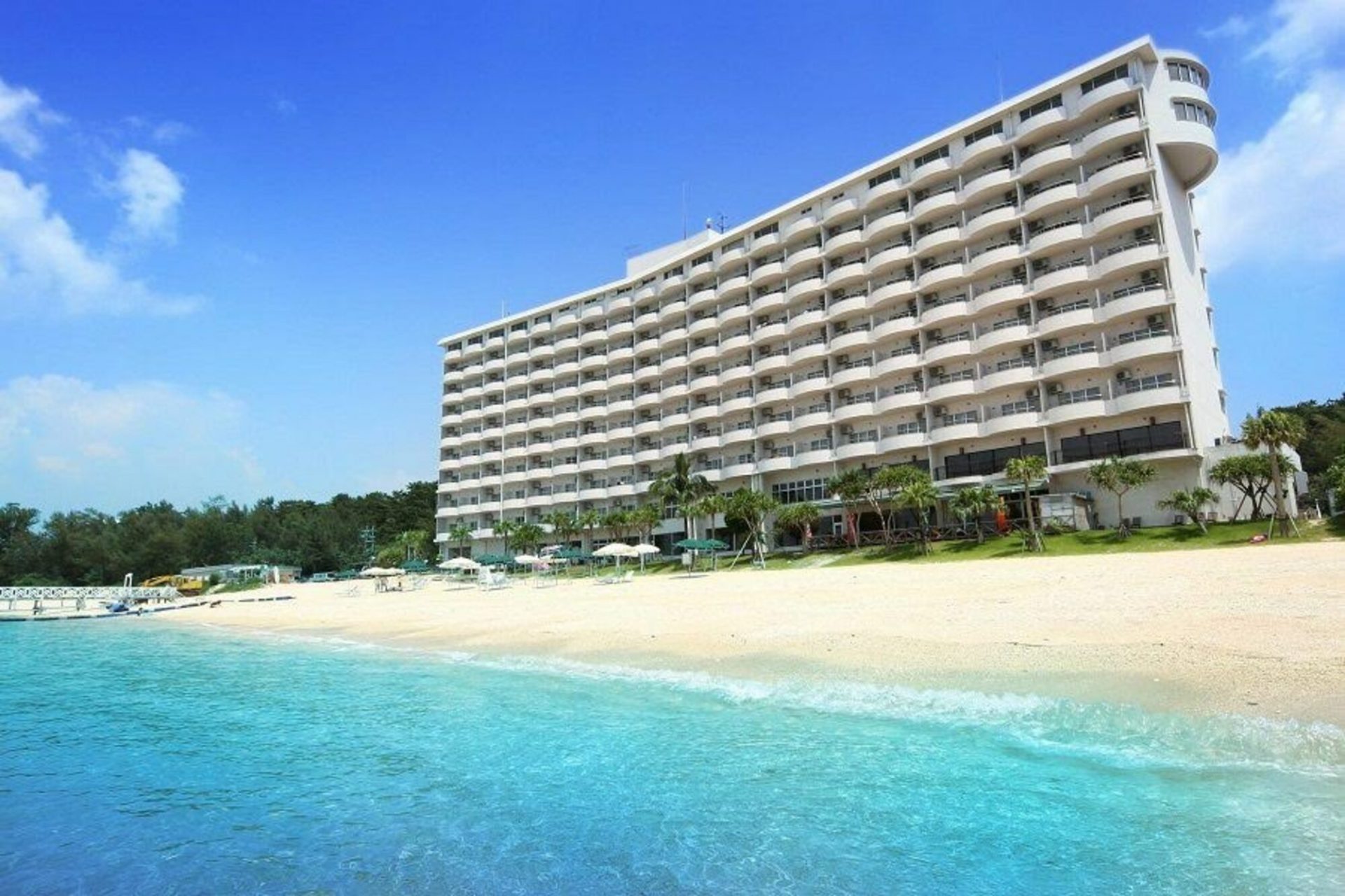かねひで喜瀬ビーチパレス　名護　リゾートホテル　沖縄　旅行　観光　宿泊　おすすめ